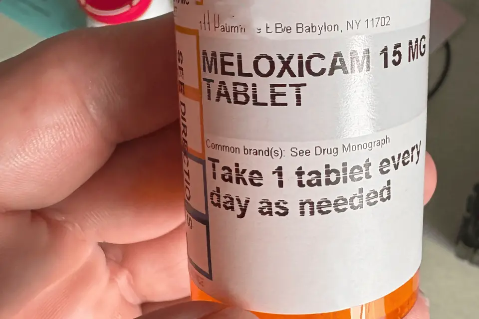 Can You Take Meloxicam with Gabapentin?