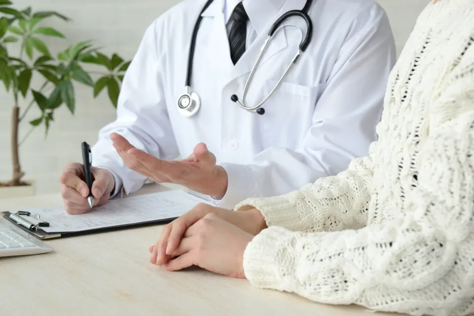 6 Common and Serious Side Effects of Docosanol