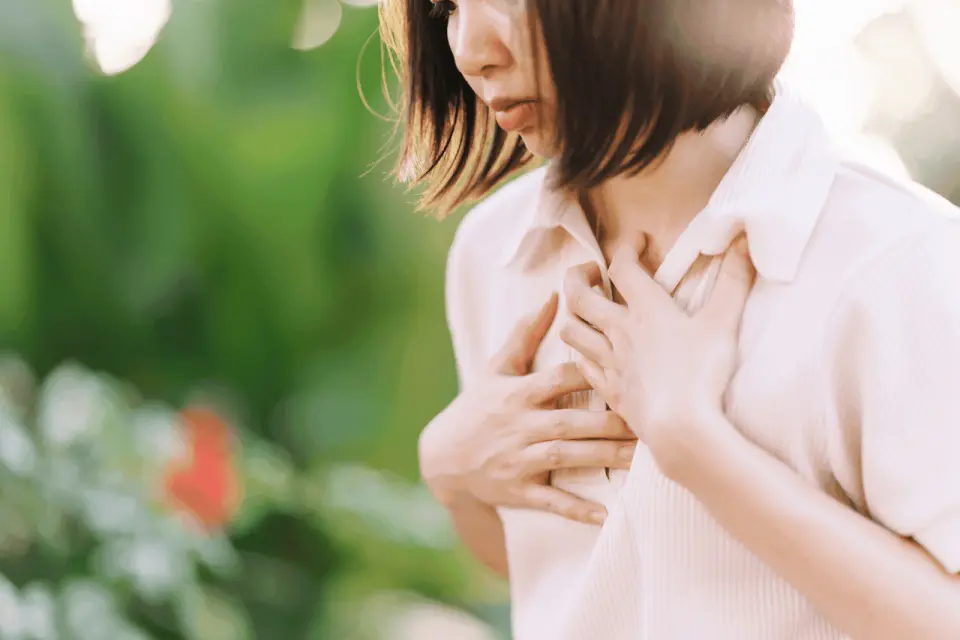 Tight Chest Muscles: Causes and Relief