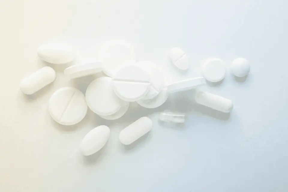 7 Common and Serious Side Effects of Sulfamethoxazole