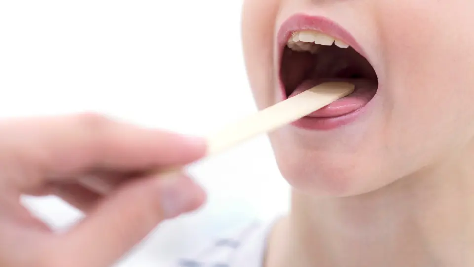 When Should You Go to Urgent Care for a Sore Throat?