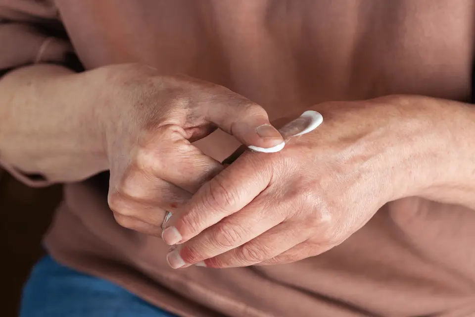 Betamethasone Dosage Guide: How Much to Take and When (With Chart)