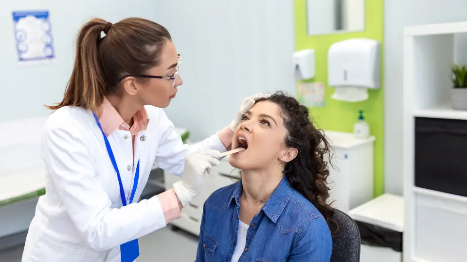 Can Telehealth Treat Strep Throat? Getting Antibiotics Online