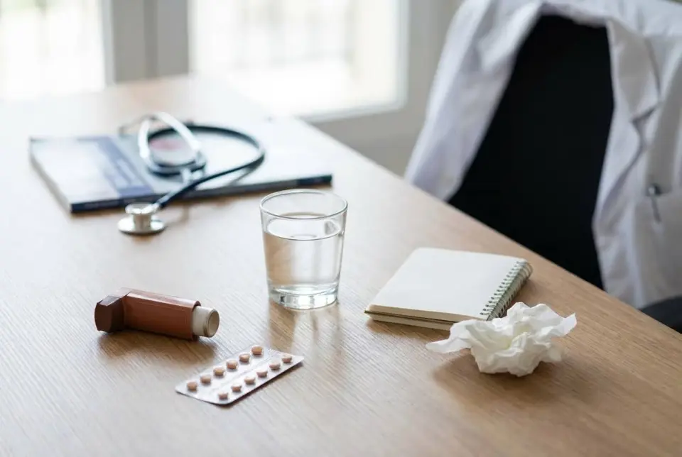 6 Common and Serious Side Effects of Budesonide