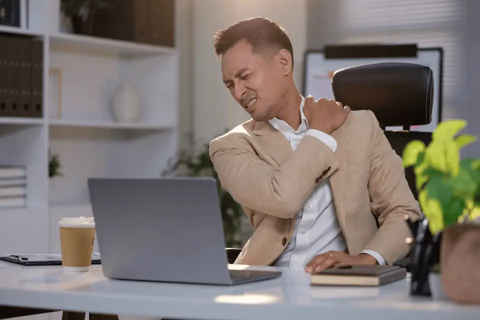 Is Shoulder Pain a Sign of a Heart Attack?