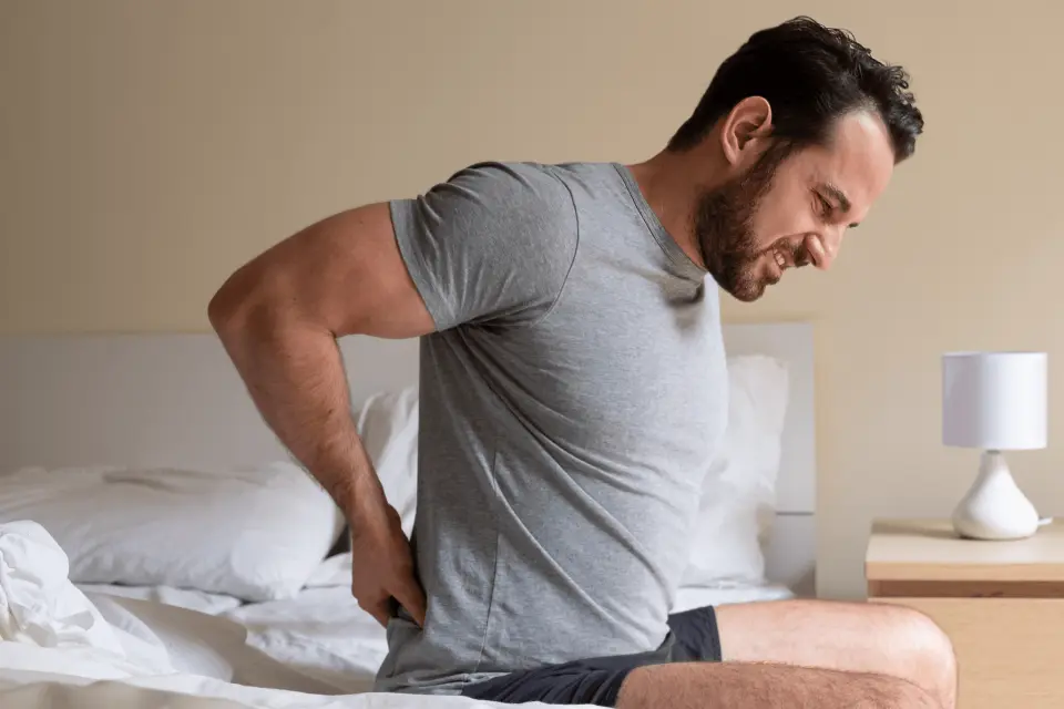 Pain in the Right Side of the Back Behind the Ribs
