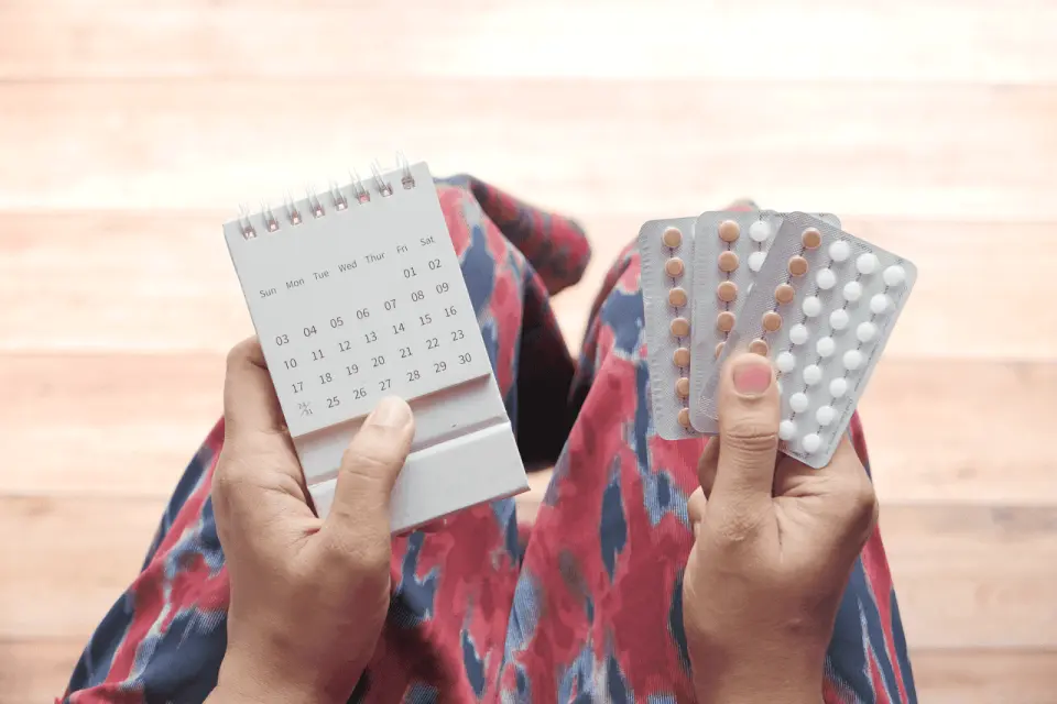 Does Grapefruit Affect Birth Control? (2026 Guide)