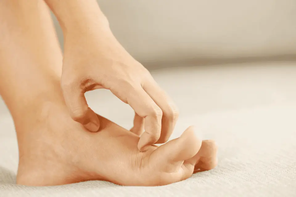 Why Do My Feet Itch at Night?