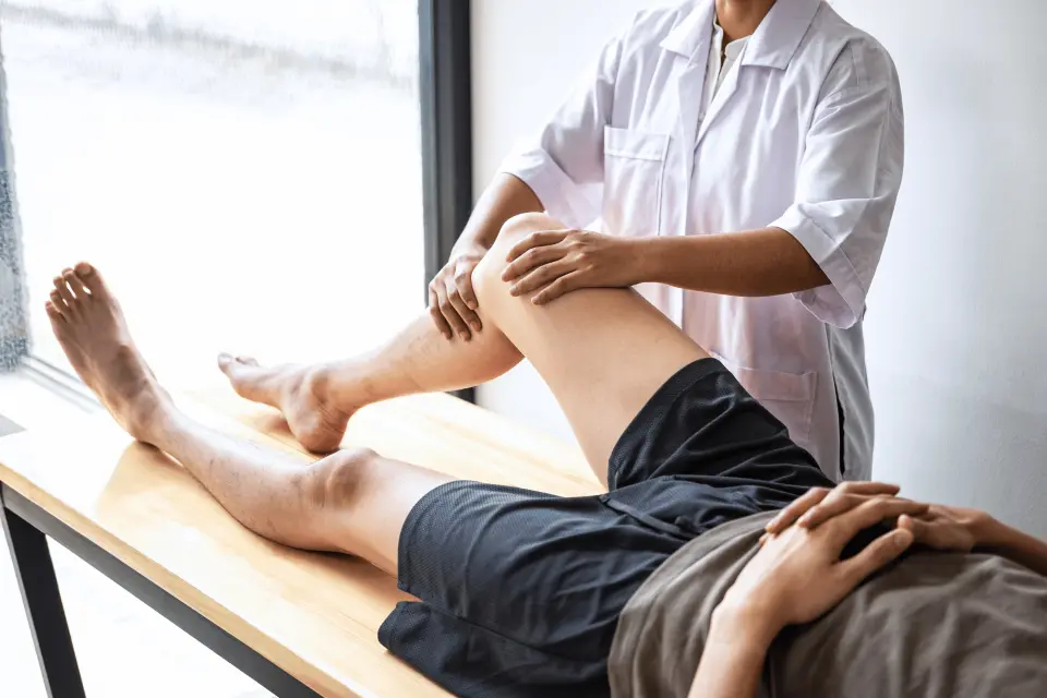 Physical Therapy for Knee Injuries: What to Expect in Recovery