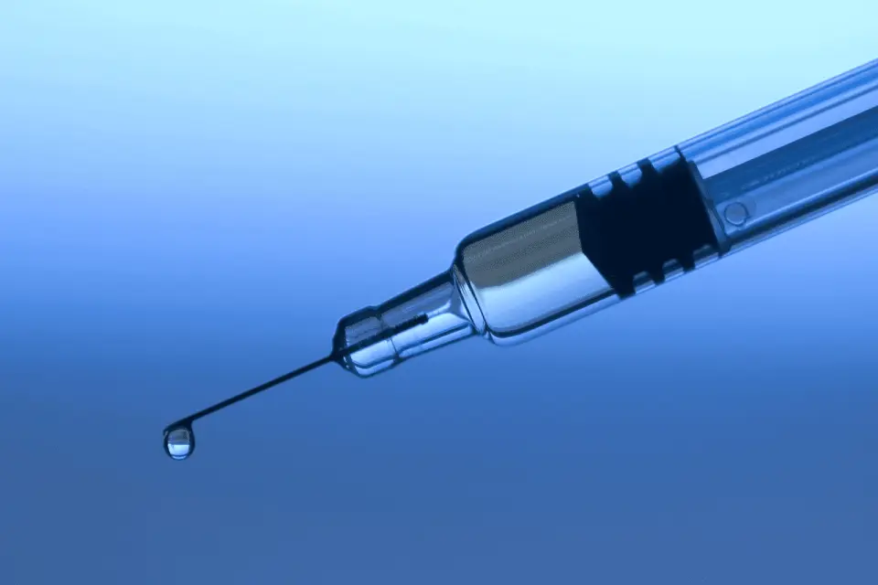 7 Common and Serious Side Effects of Xolair