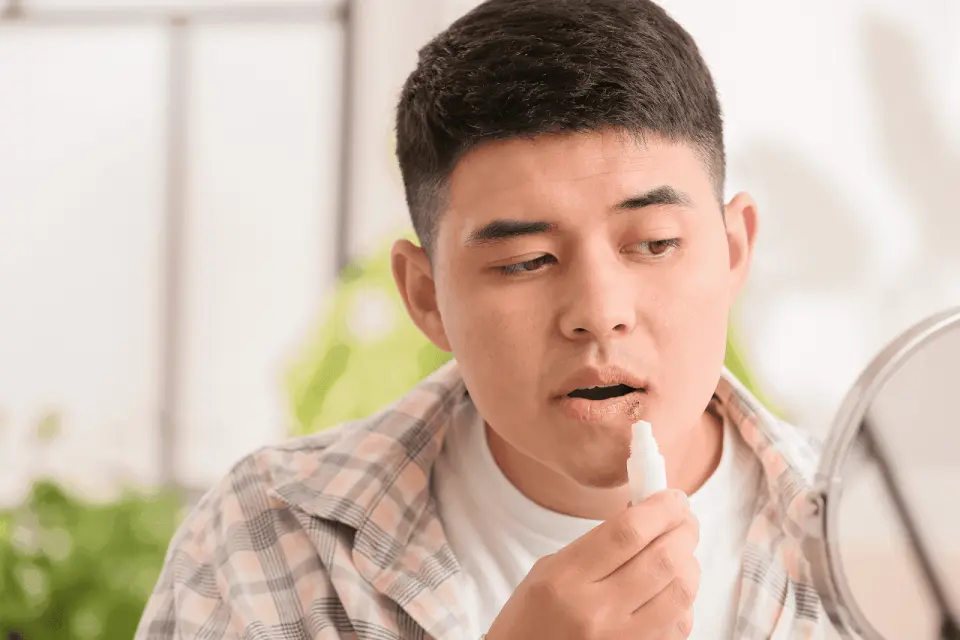 Zovirax Side Effects: Common and Serious Reactions Explained