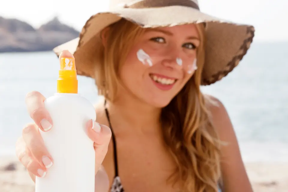 Best Sunscreen for Hyperpigmentation: SPF That Prevents Dark Spots