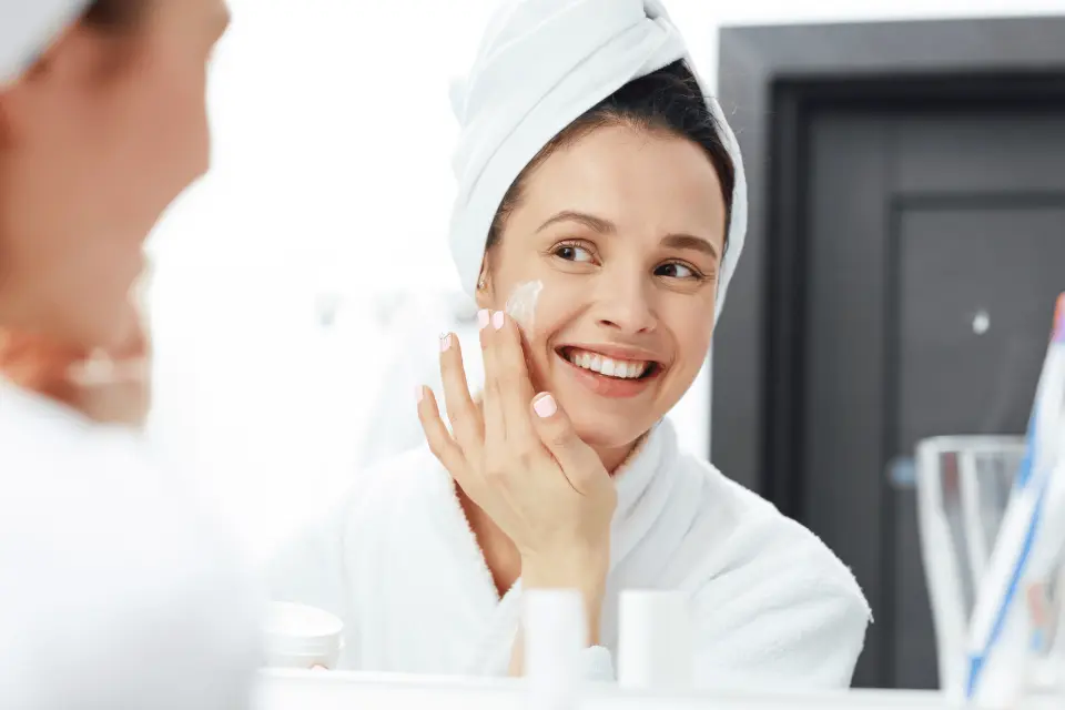 Skin Barrier Repair: How to Rebuild Your Skin After Winter and Sun Damage