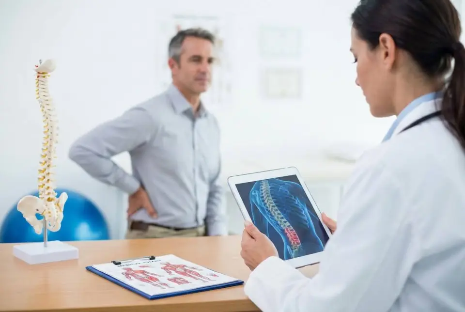 Lumbar Pain: Symptoms, Causes, and Treatment