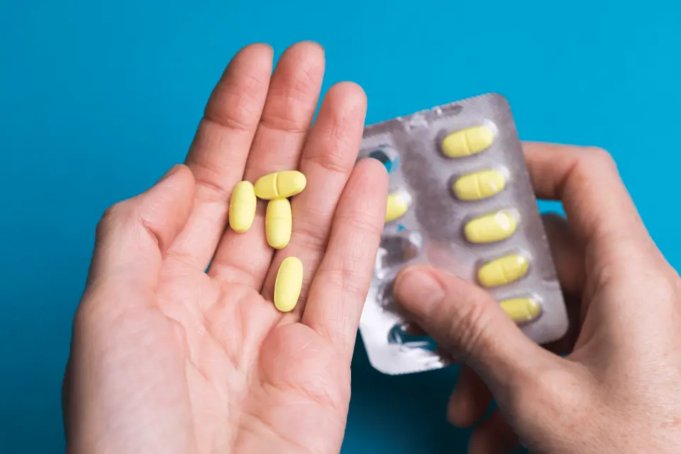 How Long Before Bed Should I Take Gabapentin?