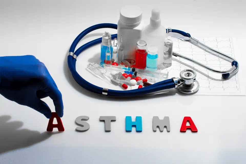 Nucala vs. Dupixent: 7 Differences Between These Biologics for Asthma