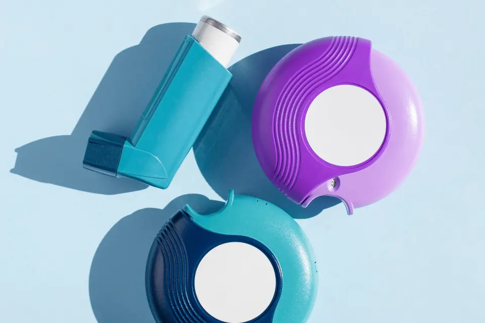 Flovent vs. Arnuity Ellipta: 7 Differences Between These Asthma Inhalers