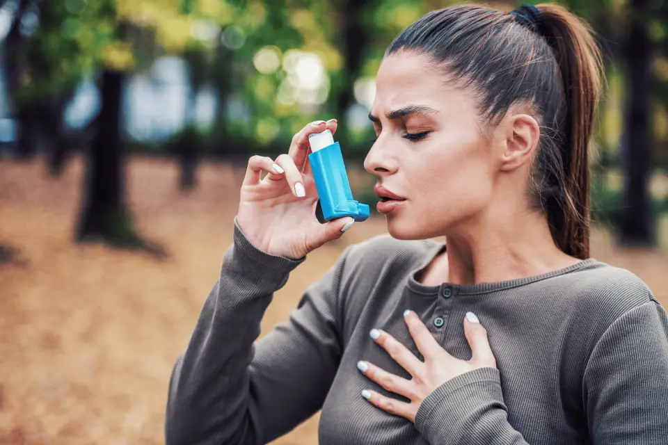 Is Asthma Hereditary? Here’s How Your Genes and the Environment Affect Your Risk