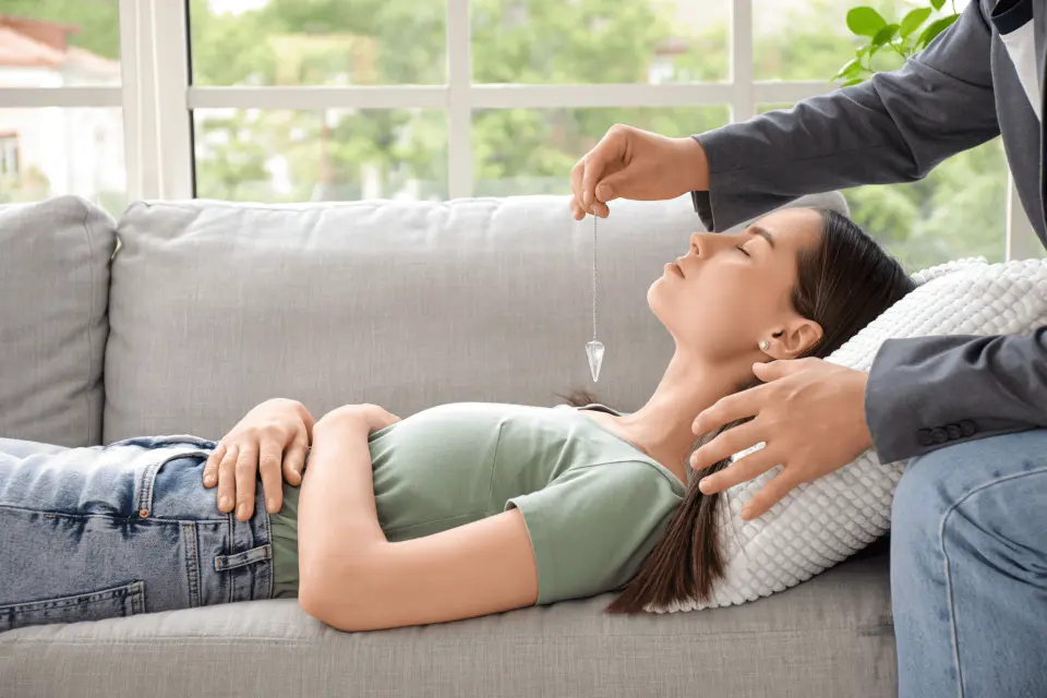 Can Hypnosis or Acupuncture Help You Quit Smoking?