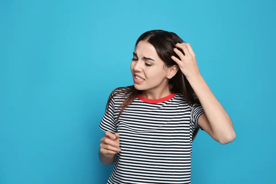 Why Does My Head Itch with Hair Loss?