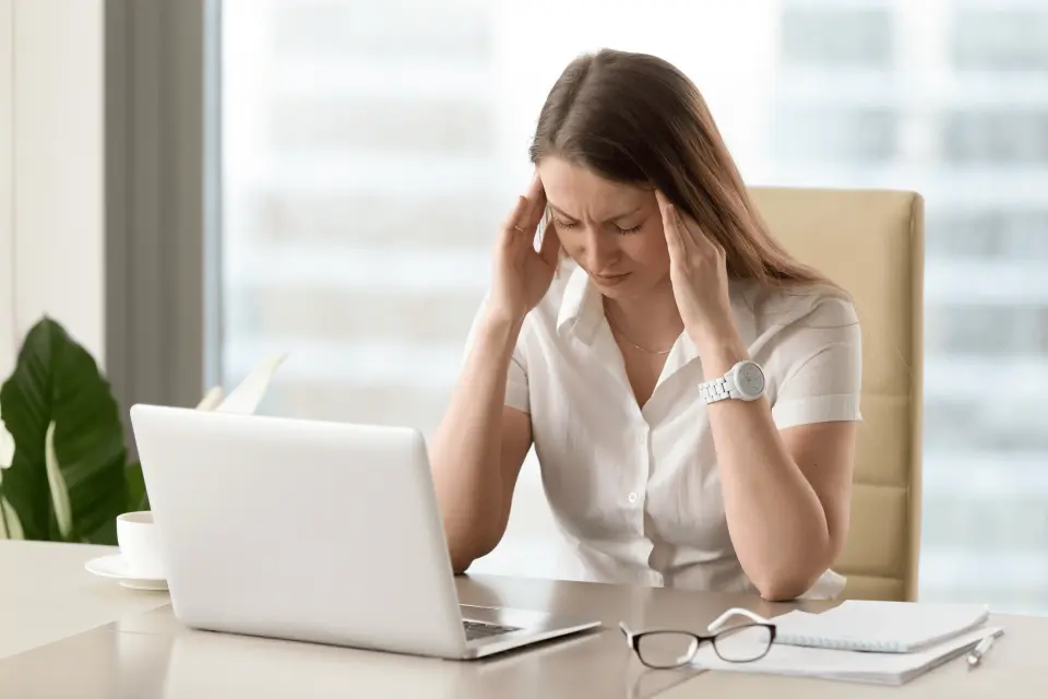 Tirzepatide and Headache - Causes and Relief (2026)