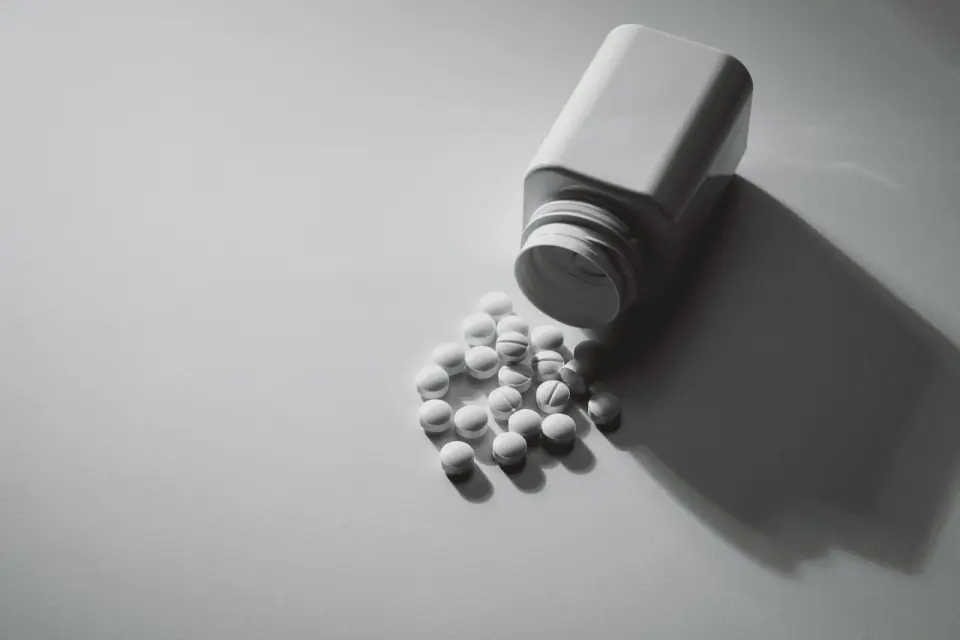 Bactrim Dosage Guide: How Much to Take and When (With Chart)