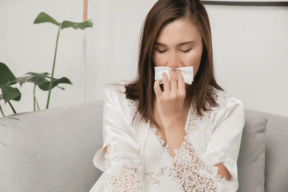 Spring Allergy Symptoms: How to Tell Allergies Apart from Skin Conditions